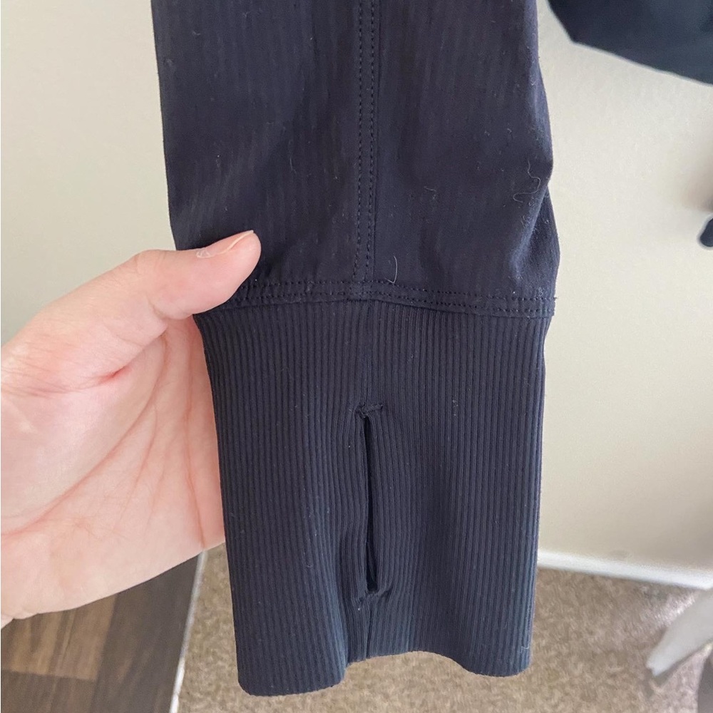 Lululemon In Flux Jacket - Picture 6 of 9